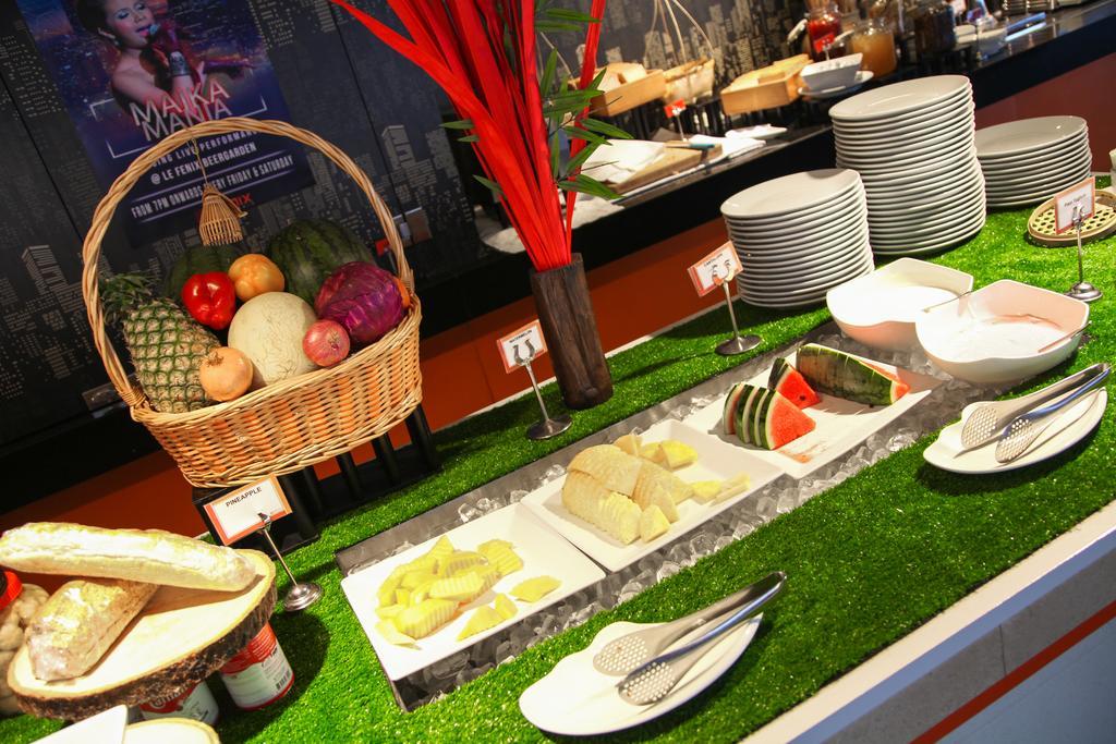 Le Fenix Sukhumvit 11 Bangkok Hotel Eksteriør billede