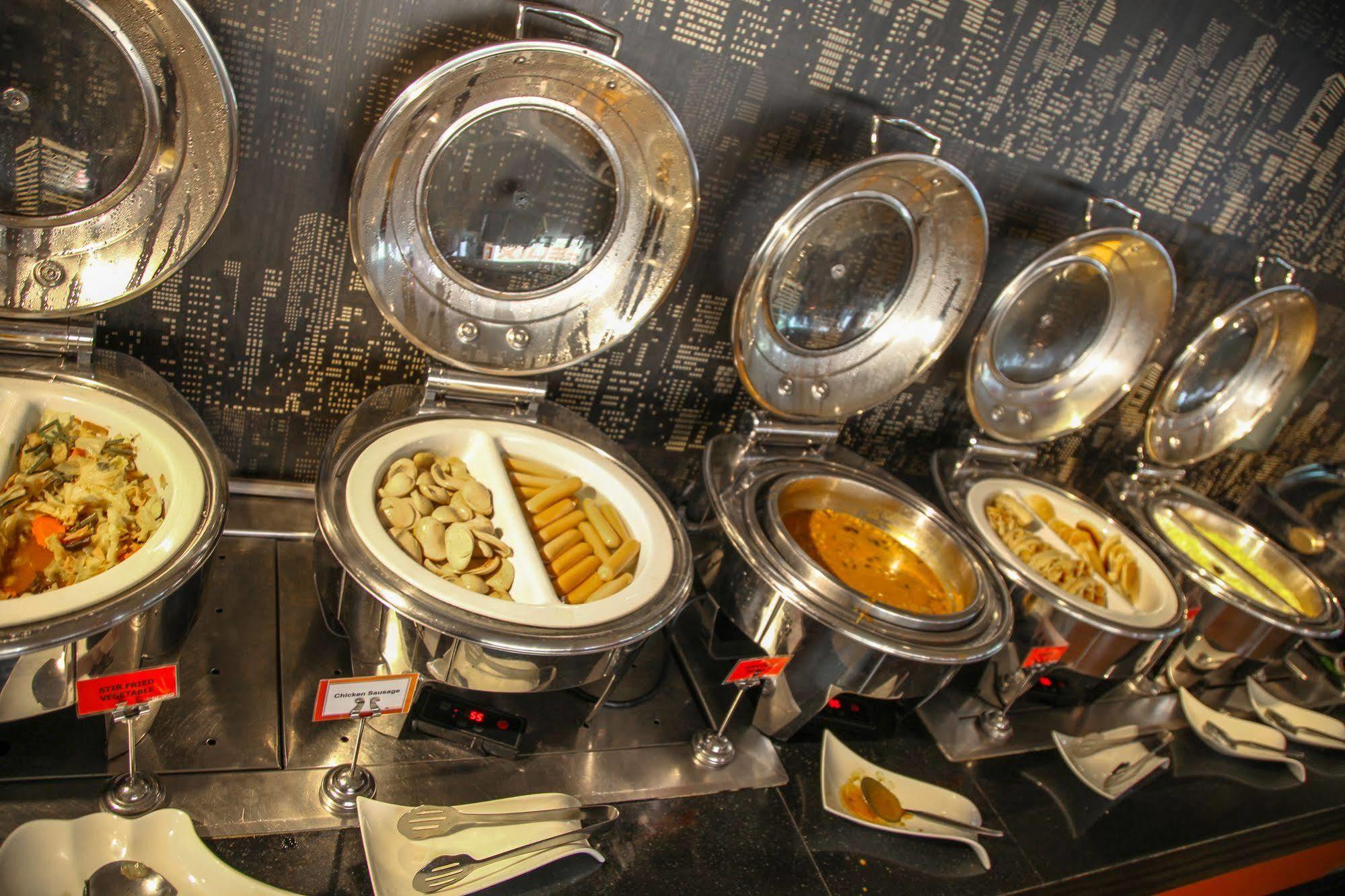 Le Fenix Sukhumvit 11 Bangkok Hotel Eksteriør billede