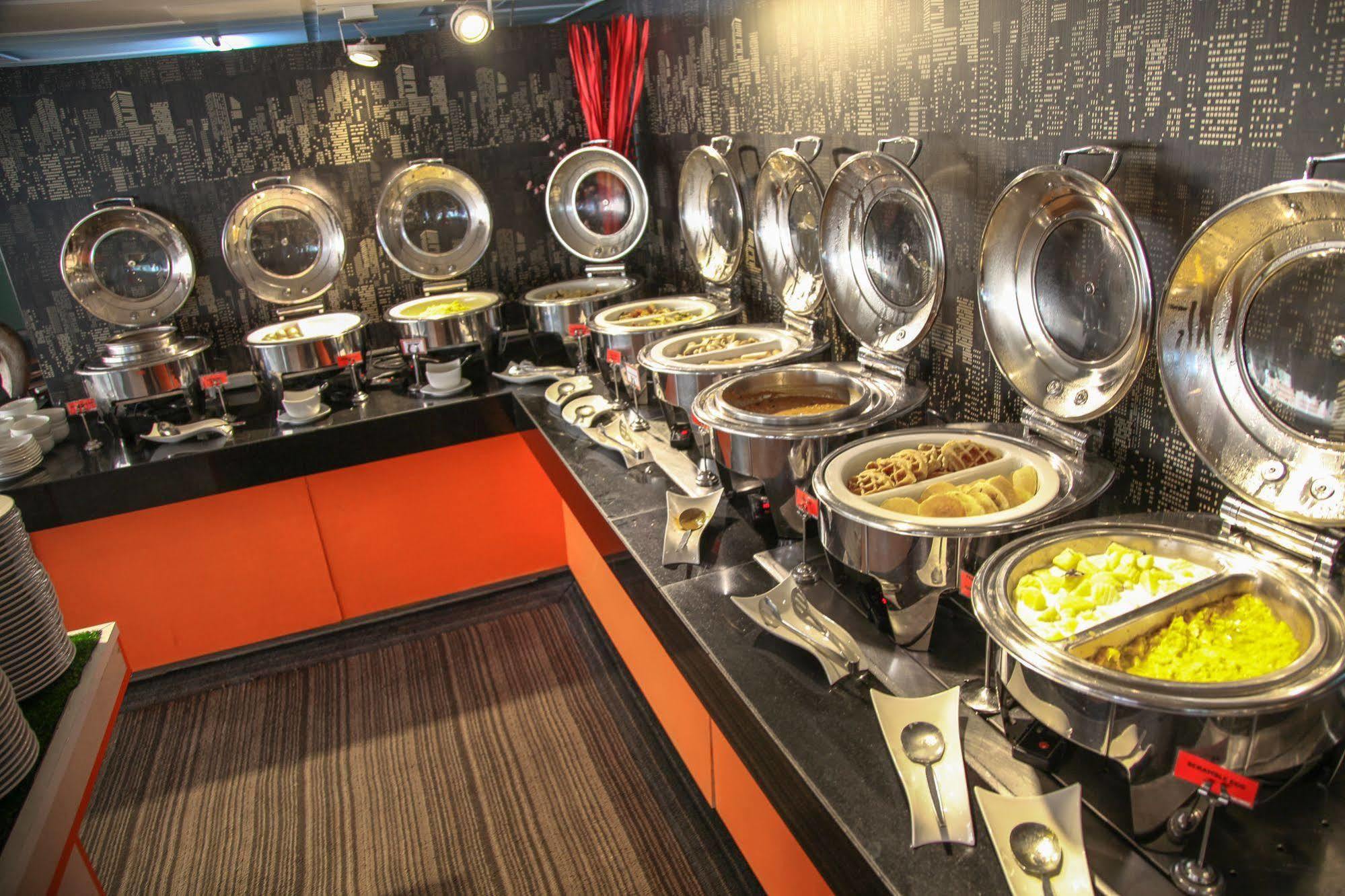 Le Fenix Sukhumvit 11 Bangkok Hotel Eksteriør billede