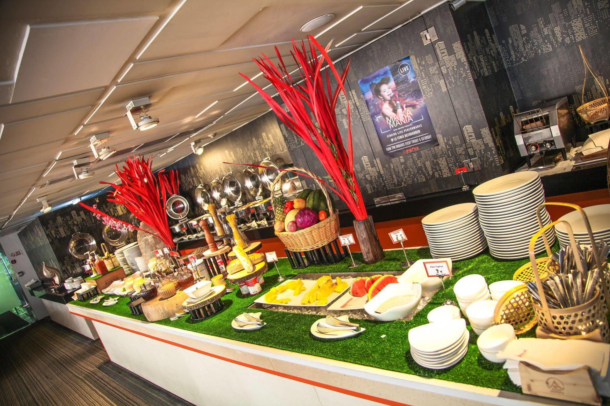 Le Fenix Sukhumvit 11 Bangkok Hotel Eksteriør billede